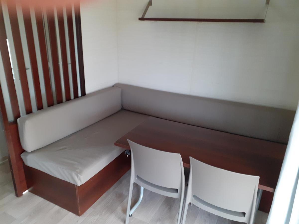 Mobilhome Agreable Sans Draps Ni Serviettes Port-la-Nouvelle Exterior foto